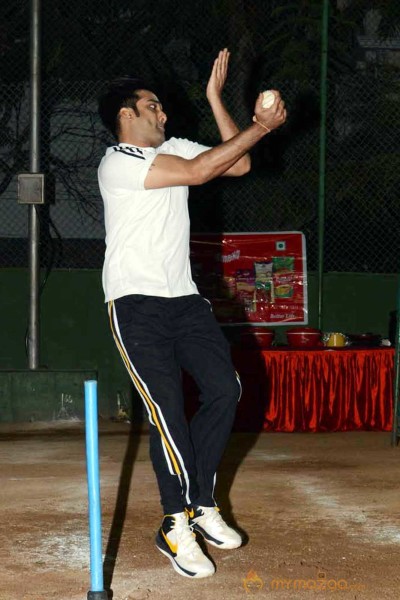 CCL 3 Telugu Warriors Team Practising For Semifinals 