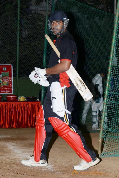 CCL 3 Telugu Warriors Team Practising For Semifinals 