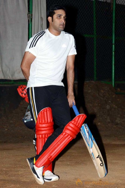 CCL 3 Telugu Warriors Team Practising For Semifinals 