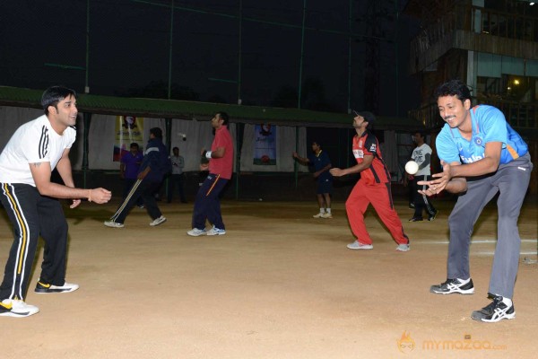 CCL 3 Telugu Warriors Team Practising For Semifinals 