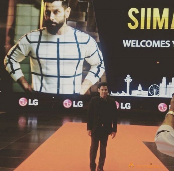 Celebrities at SIIMA 2016 Awards in Singapore
