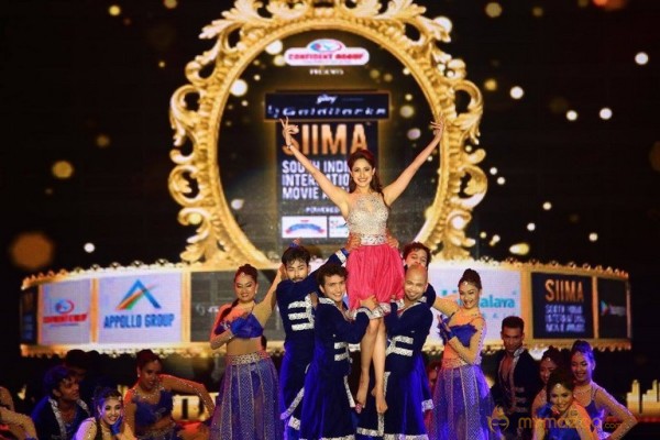 Celebrities at SIIMA 2016 Awards in Singapore
