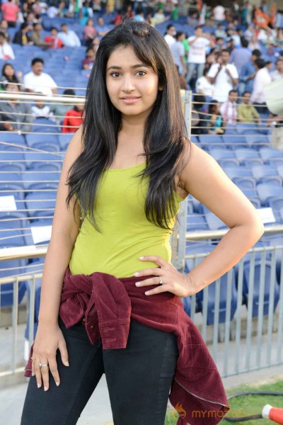 Celebs At Telugu Warriors Vs Bhojpuri Dabanggs CCL 3 Match  