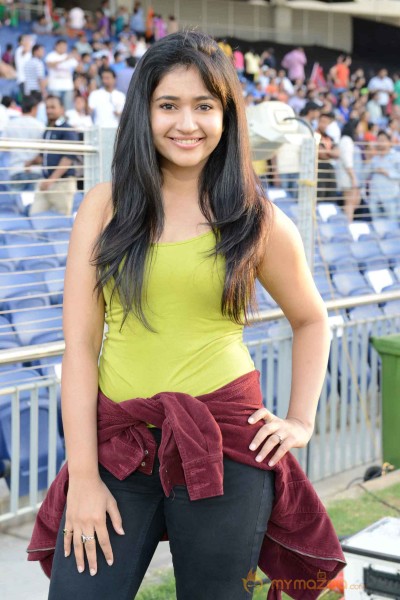 Celebs At Telugu Warriors Vs Bhojpuri Dabanggs CCL 3 Match  