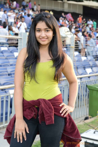 Celebs At Telugu Warriors Vs Bhojpuri Dabanggs CCL 3 Match  