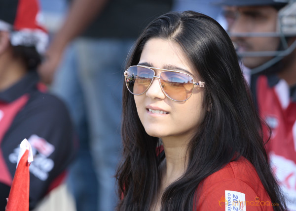 Celebs At Telugu Warriors Vs Bhojpuri Dabanggs CCL 3 Match  