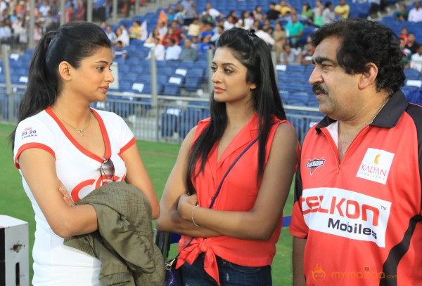 Celebs At Telugu Warriors Vs Bhojpuri Dabanggs CCL 3 Match  