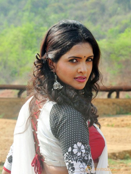 Chammak Challo Movie New Stills