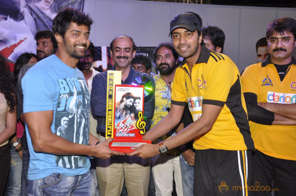 Dalam Movie Platinum Disk Event Pics