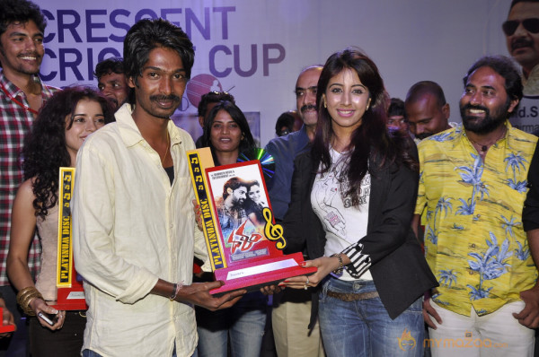 Dalam Movie Platinum Disk Event Pics