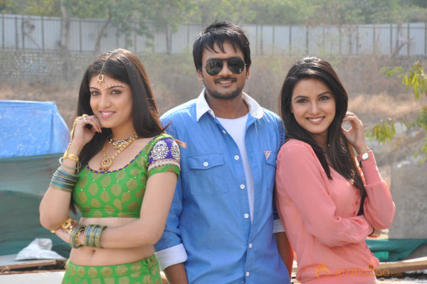 Dil Unnodu Movie Launch 