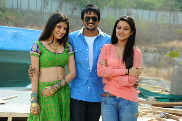 Dillunnodu Movie Latest Stills