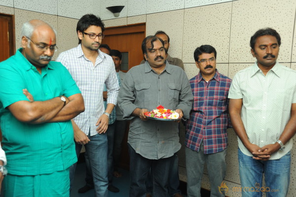 Emo Gurram Egaravachhu Movie Recording Stills 