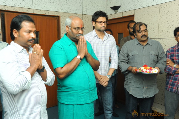 Emo Gurram Egaravachhu Movie Recording Stills 