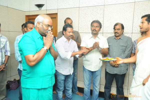 Emo Gurram Egaravachhu Movie Recording Stills 