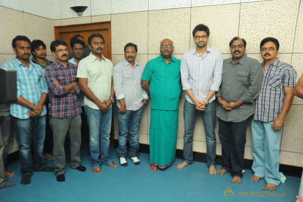 Emo Gurram Egaravachhu Movie Recording Stills 