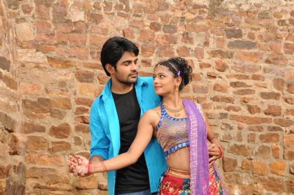 Gandi Kotalo Andamaina Prema Stills