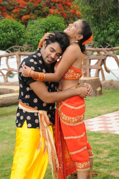 Gandi Kotalo Andamaina Prema Stills