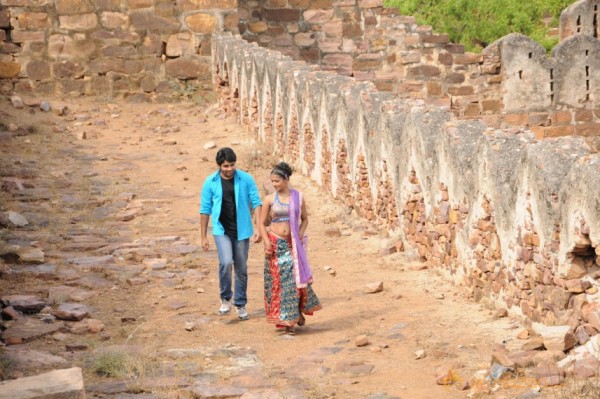 Gandi Kotalo Andamaina Prema Stills