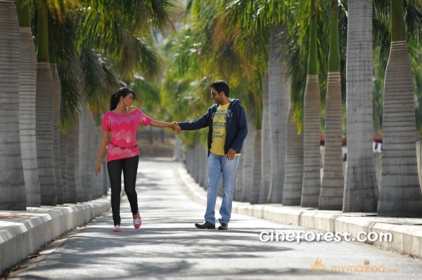 Gola Gola Movie latest Stills