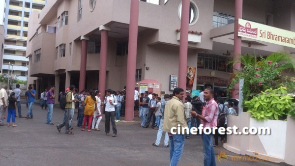 Gopichand Sahasam Movie Exclusive  Photos