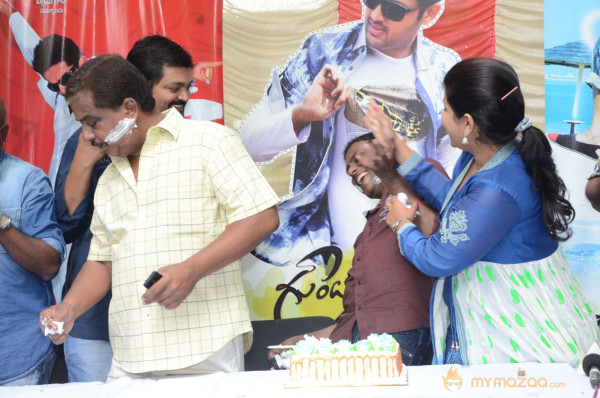 Gunde Jaari Gallanthayyinde 100 Days Sucessmeet Photos