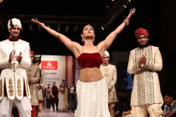 Hyderabad Fashion week Photos Set3