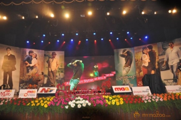 Iddarammayilatho Audio Launch Photos