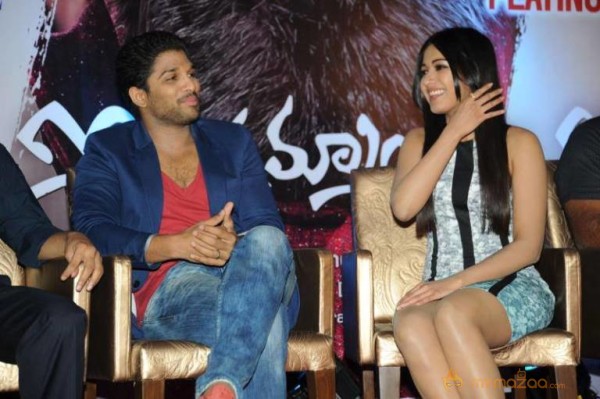 Iddarammayilatho Hexa Platinum Disc Function Photos