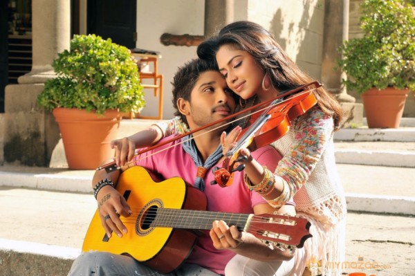 Iddarammayilatho Latest Photo Gallery