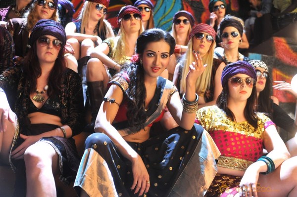 Iddarammayilatho Movie Latest Stills