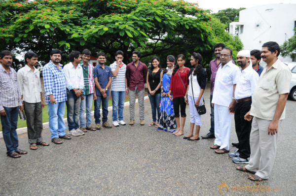 Iddarilo Modalaindi Movie Launch Gallery