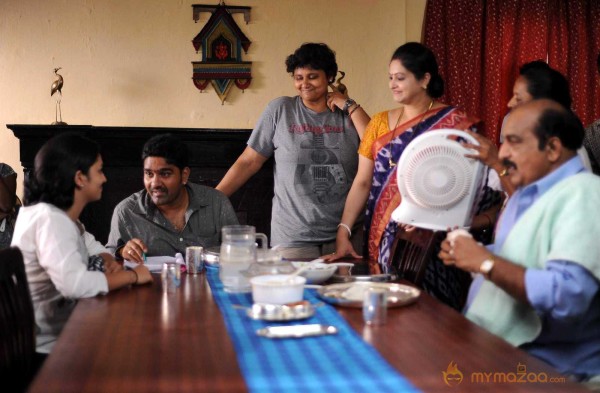  Kalyana Vaibhogame Movie Working Stills 