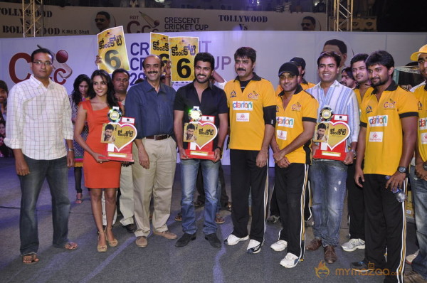 Ko Antey Koti Platinum Disk Event Photos