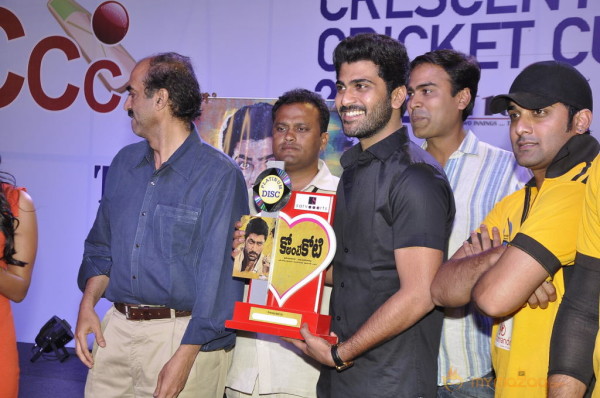 Ko Antey Koti Platinum Disk Event Photos