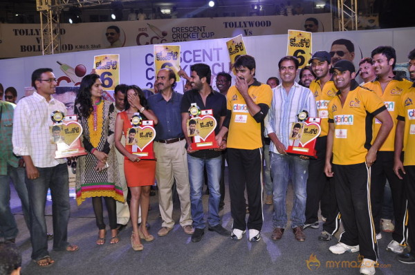 Ko Antey Koti Platinum Disk Event Photos