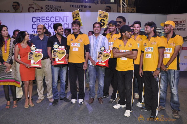 Ko Antey Koti Platinum Disk Event Photos