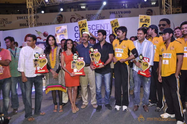 Ko Antey Koti Platinum Disk Event Photos