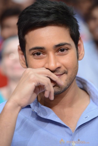 Mahesh Babu At SVSC Triple Platinum Disc Function  