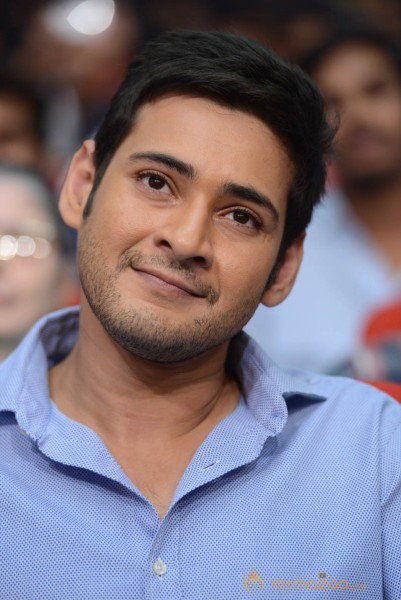 Mahesh Babu At SVSC Triple Platinum Disc Function  