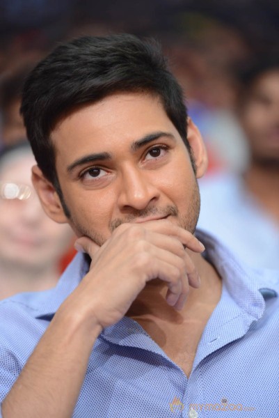 Mahesh Babu At SVSC Triple Platinum Disc Function  