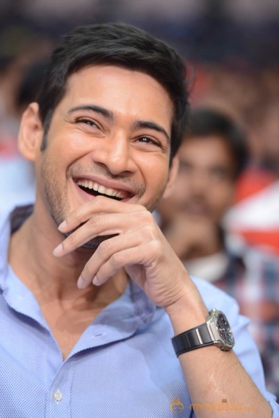 Mahesh Babu At SVSC Triple Platinum Disc Function  