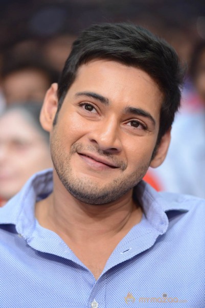 Mahesh Babu At SVSC Triple Platinum Disc Function  