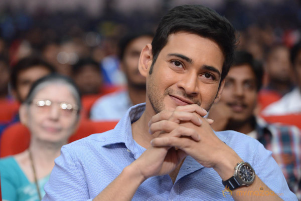 Mahesh Babu At SVSC Triple Platinum Disc Function  