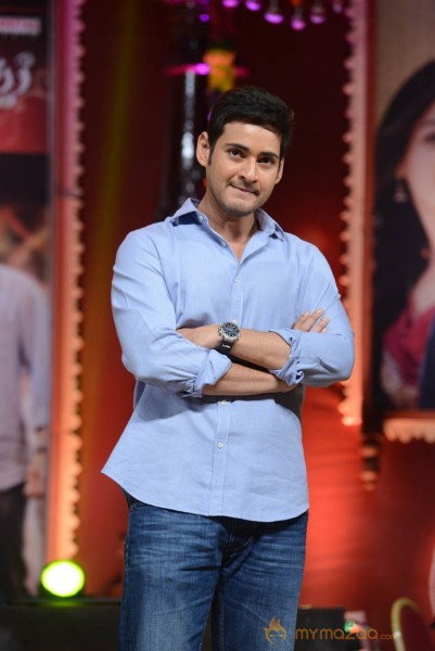 Mahesh Babu At SVSC Triple Platinum Disc Function  