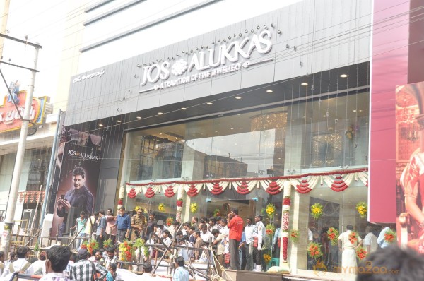 Mahesh Babu Launch Jos Alukkas Show Room 