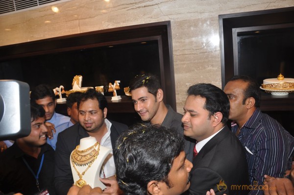 Mahesh Babu Launch Jos Alukkas Show Room 