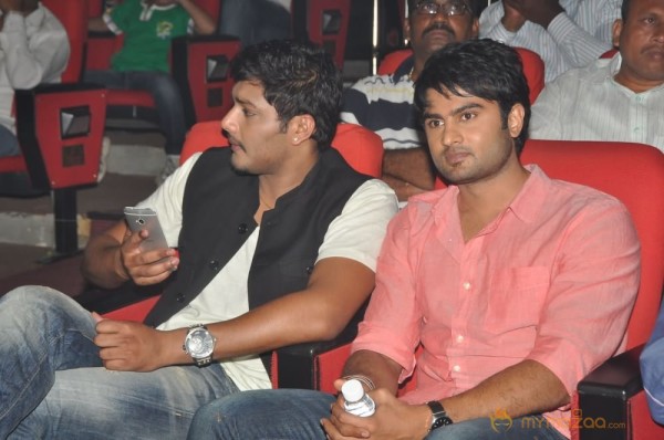 Manasuni Mayaseyake Movie Audio Launch