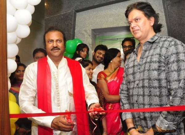 Manchu Mohan Babu Family @ Hotel Junior Kuppanna Release Stills