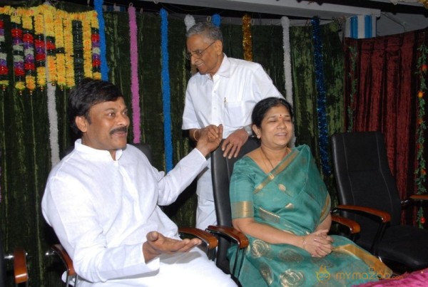 Megastar Chiranjeevi At Film nagar Temple Photos